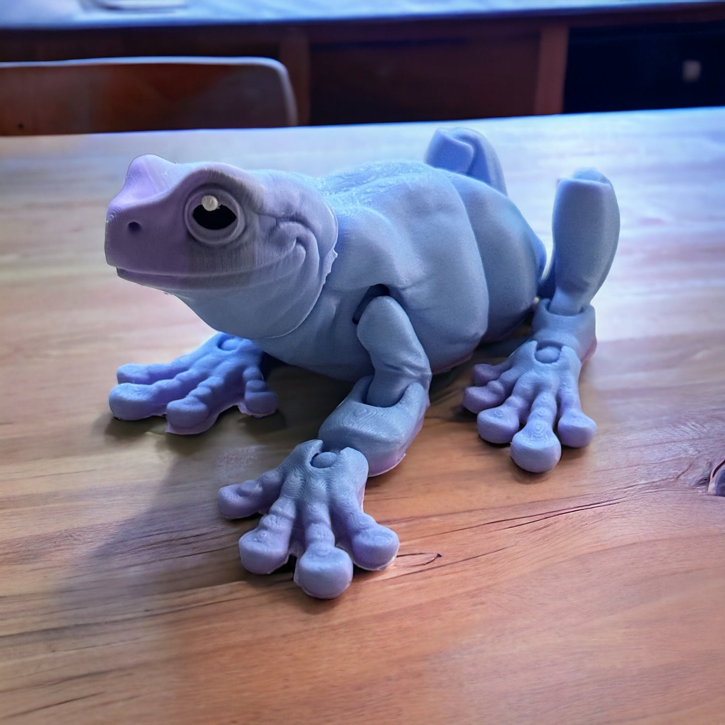 3d printed articulated Tree Frog, White's Tree Frog - MatMireMakes