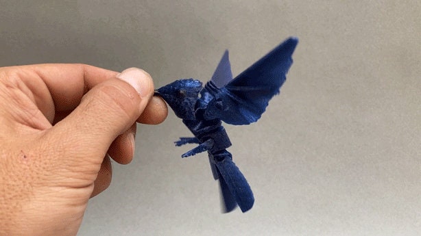 Exquisite 3D Printed Hummingbird Sculpture