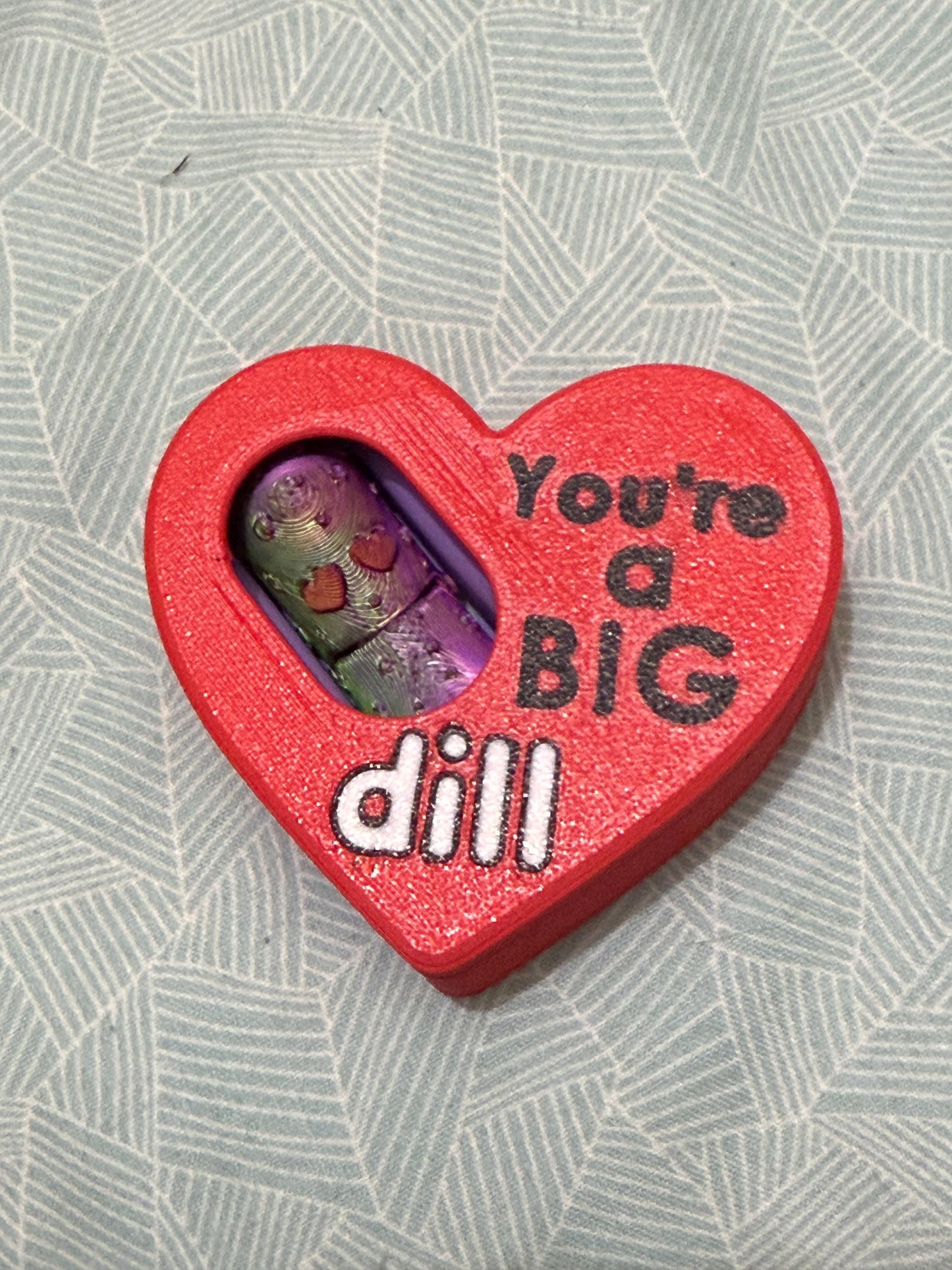 You’re a Big Dill! Articulated Pickle in Heart-Shaped Container – Funny Valentine’s Day Gift, Unique Pickle Lover Present, 3D Printed