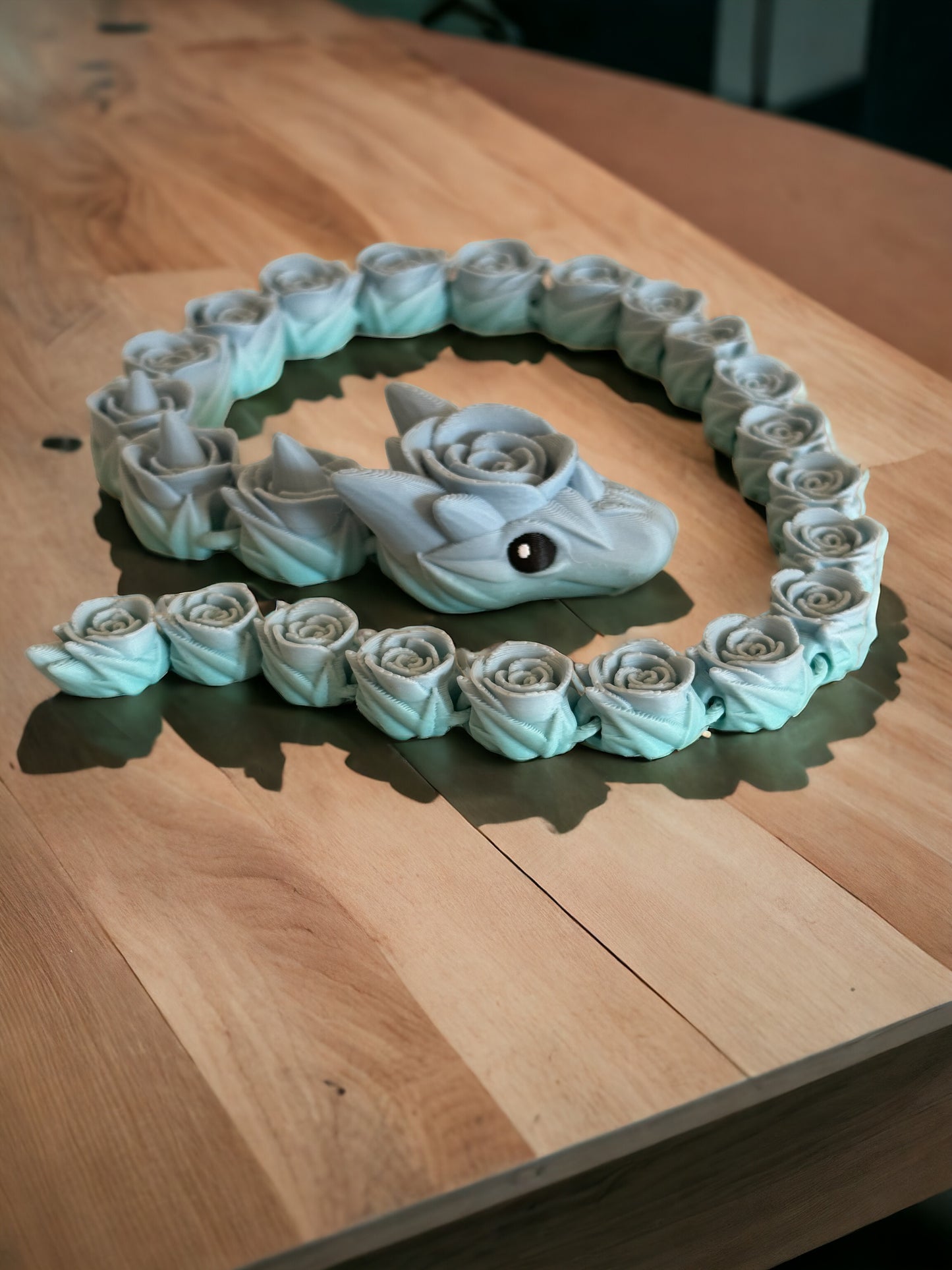 Unleash Your Creativity with Our Customizable 3D Printed Snake with Roses