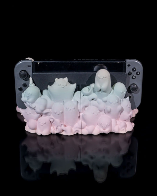 Unleash the Spectral Gaming Experience with Our 3D Printed Ghost Portable Console Dock!