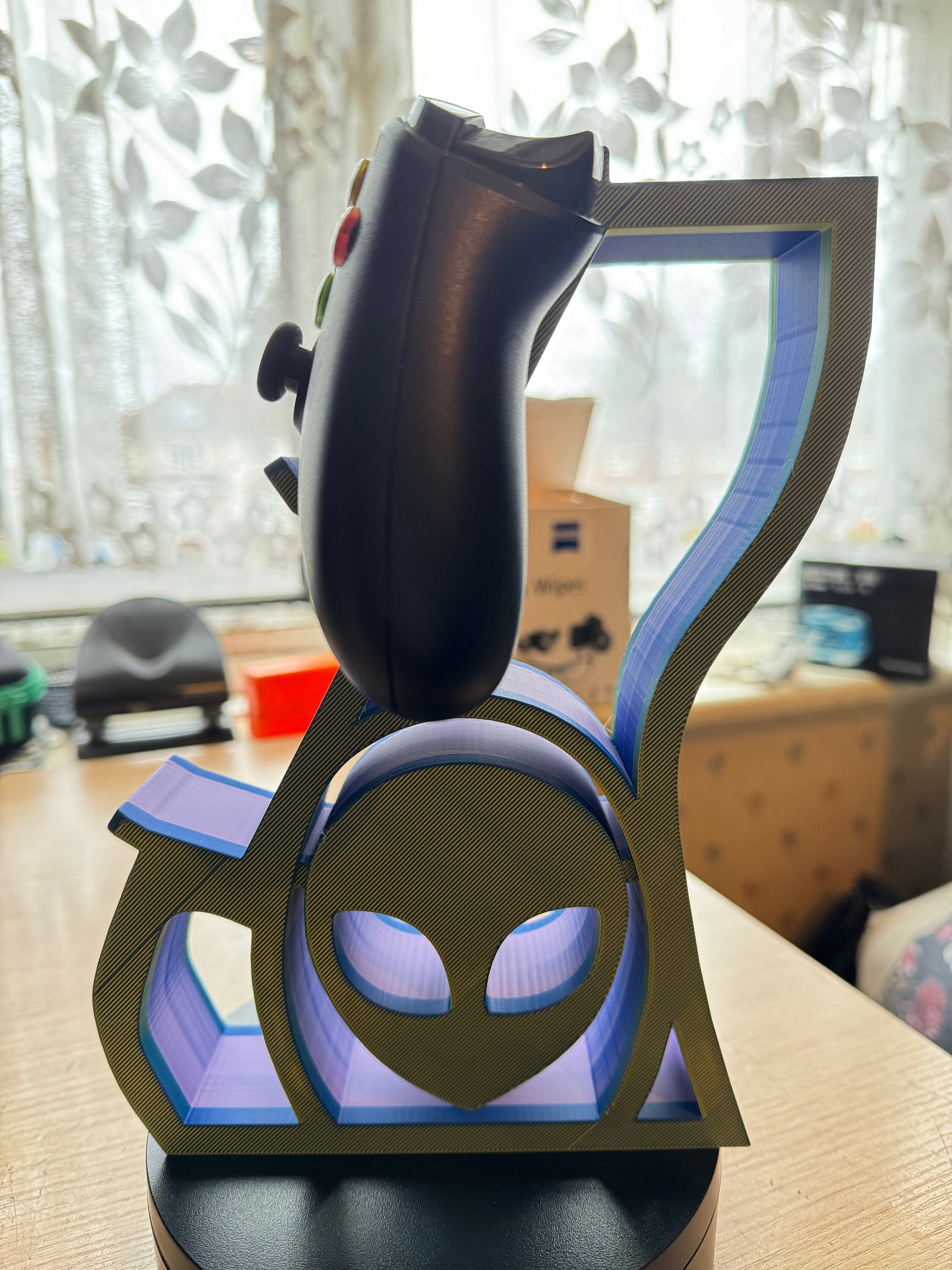 Elevate Your Gaming Experience with Our Alien-Inspired Controller Holder!