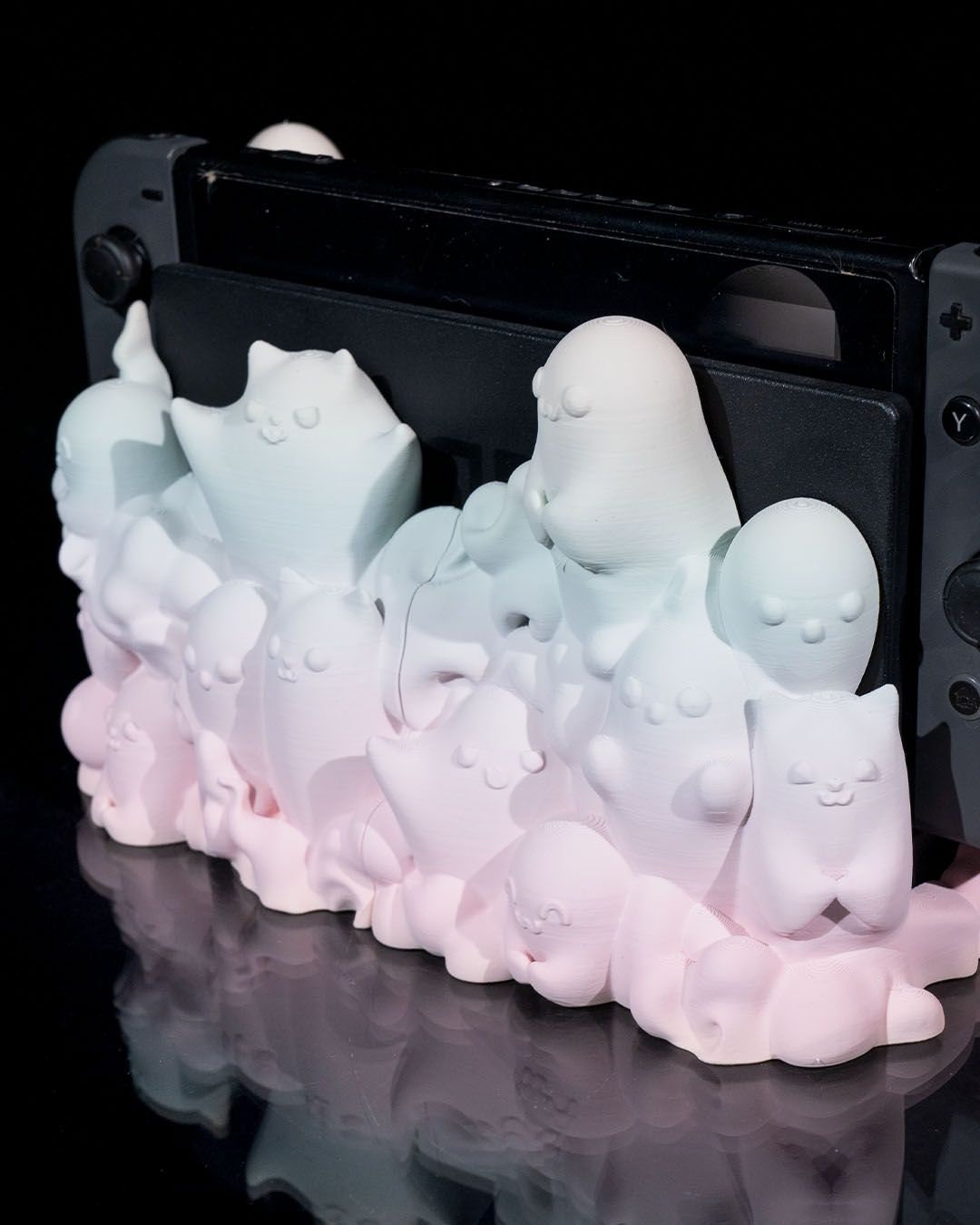 Unleash the Spectral Gaming Experience with Our 3D Printed Ghost Portable Console Dock!