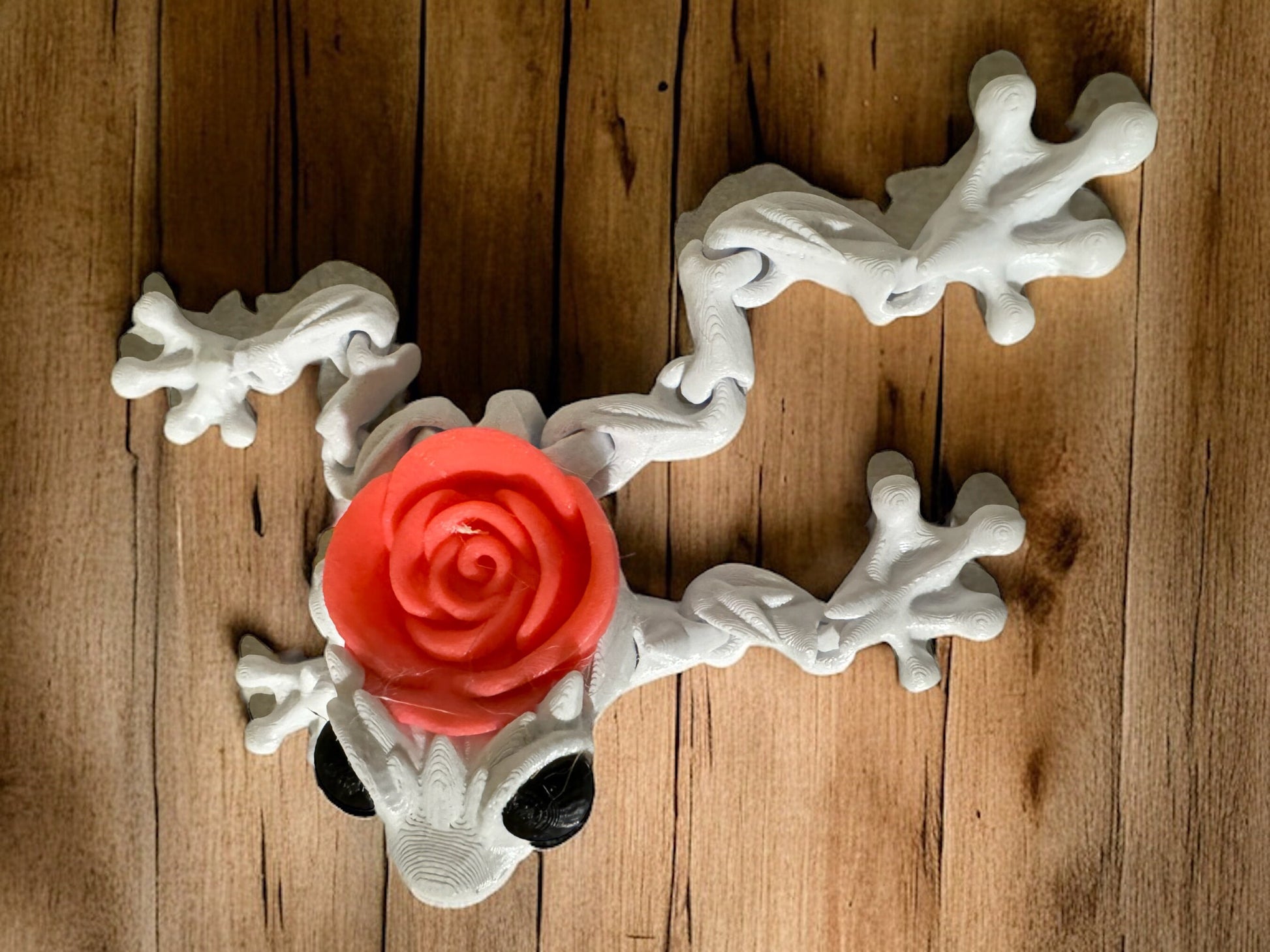 Introducing the Enchanting valentine 3D Printed Frog with a Rose Accent!