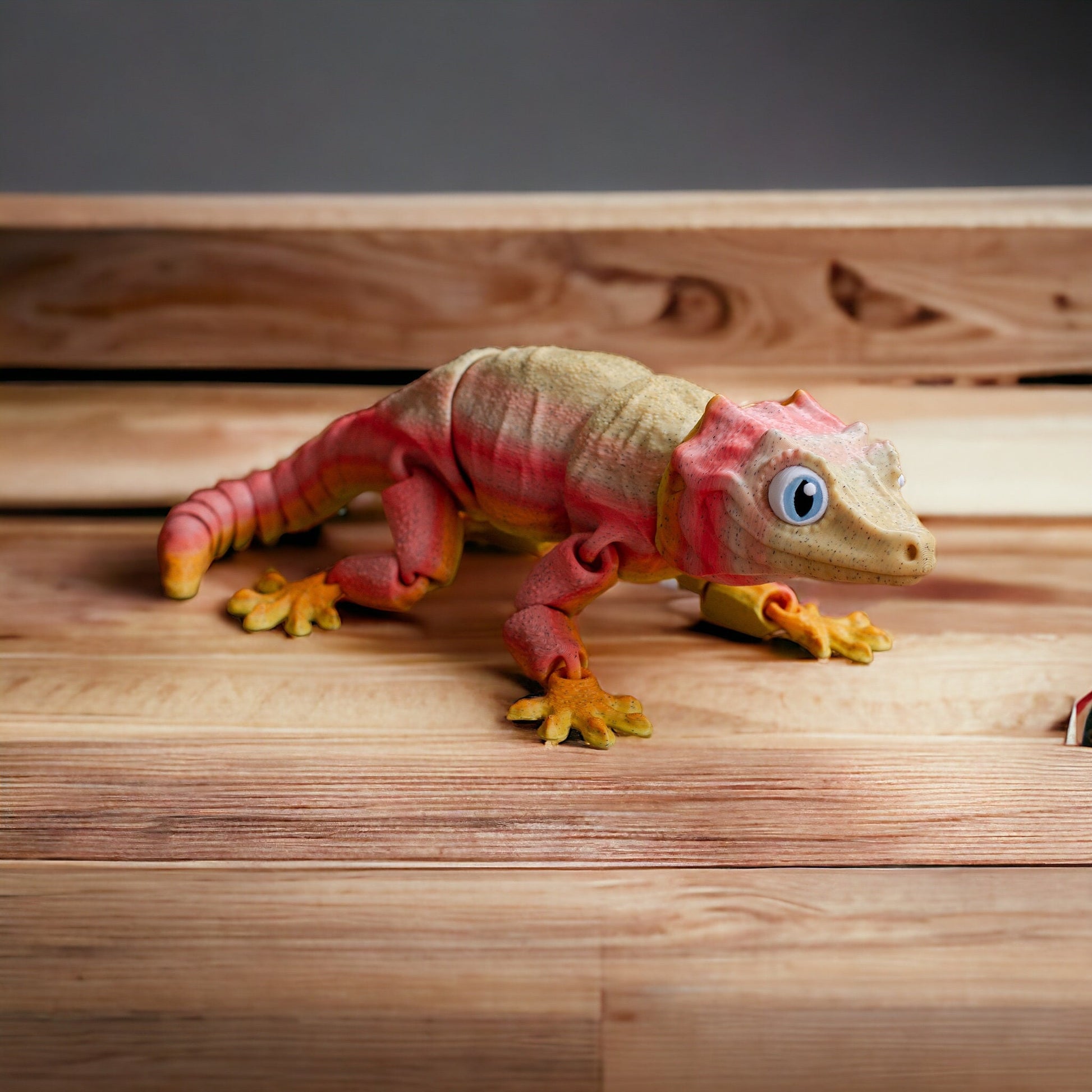 Unleash the Magic of Nature: 3D Printed Gargoyle Gecko - Flexible Sensory Toy - Fidget - Articulated Pet