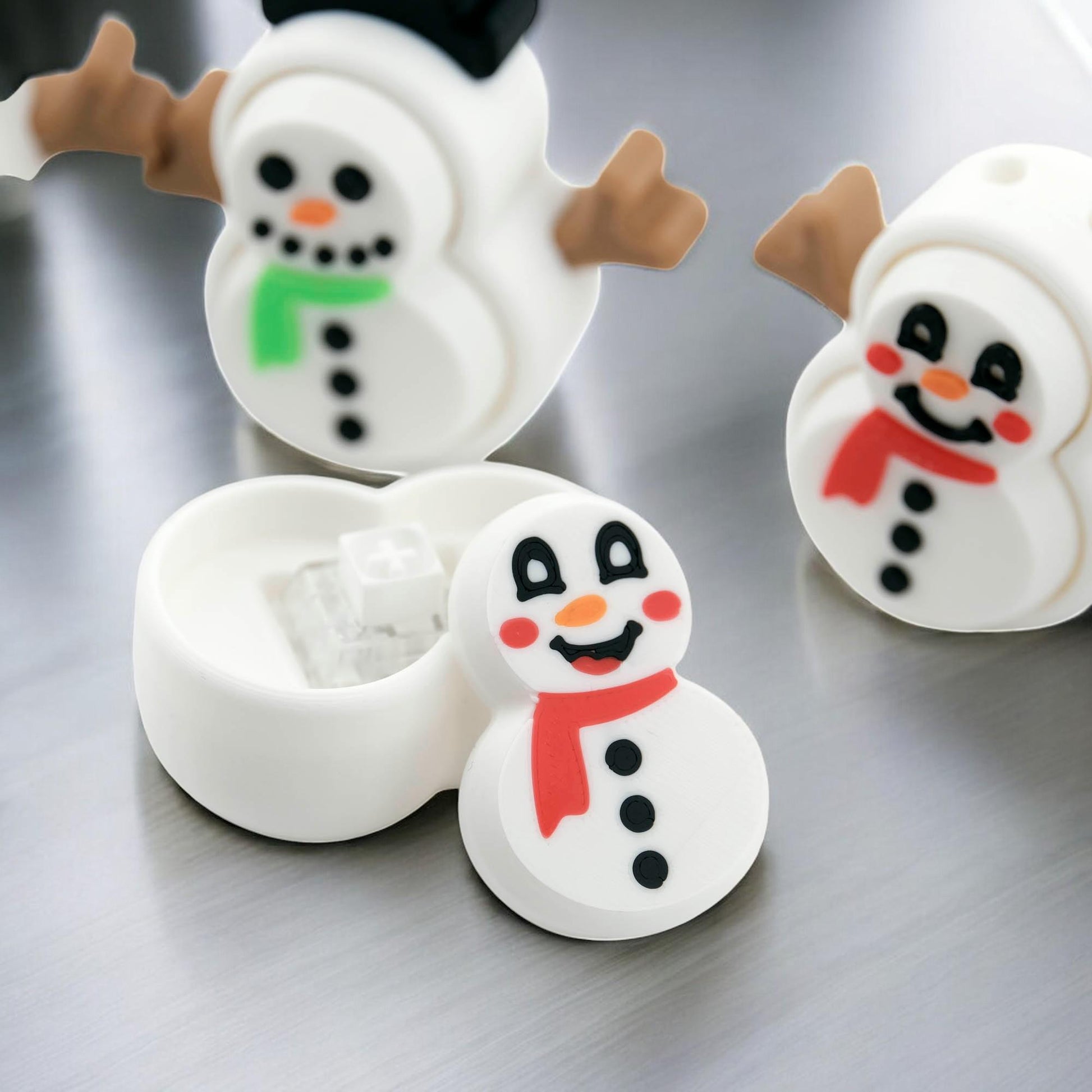 Adorable 3D Printed Snowman Clicker - Perfect Handheld Size!
