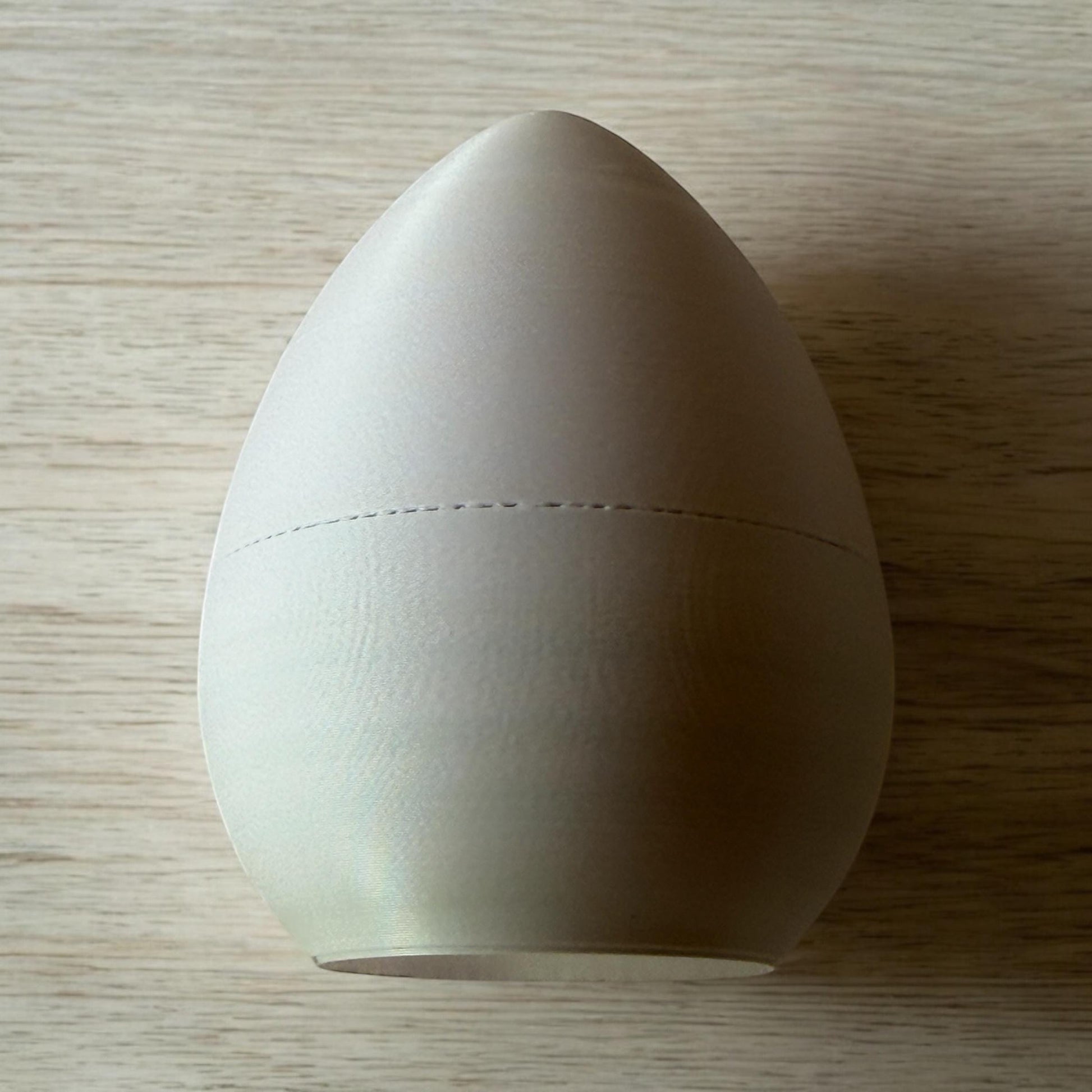 Adorable 3D Printed Crackable easter egg with dragon inside - Perfect Handheld Size! Adhd