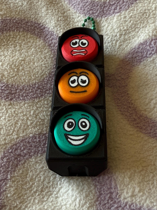 3D Printed Traffic Light Clicker – Funny Face Fidget Toy | ADHD Stress Relief | Red, Orange & Green | Handmade Clicky Fun!