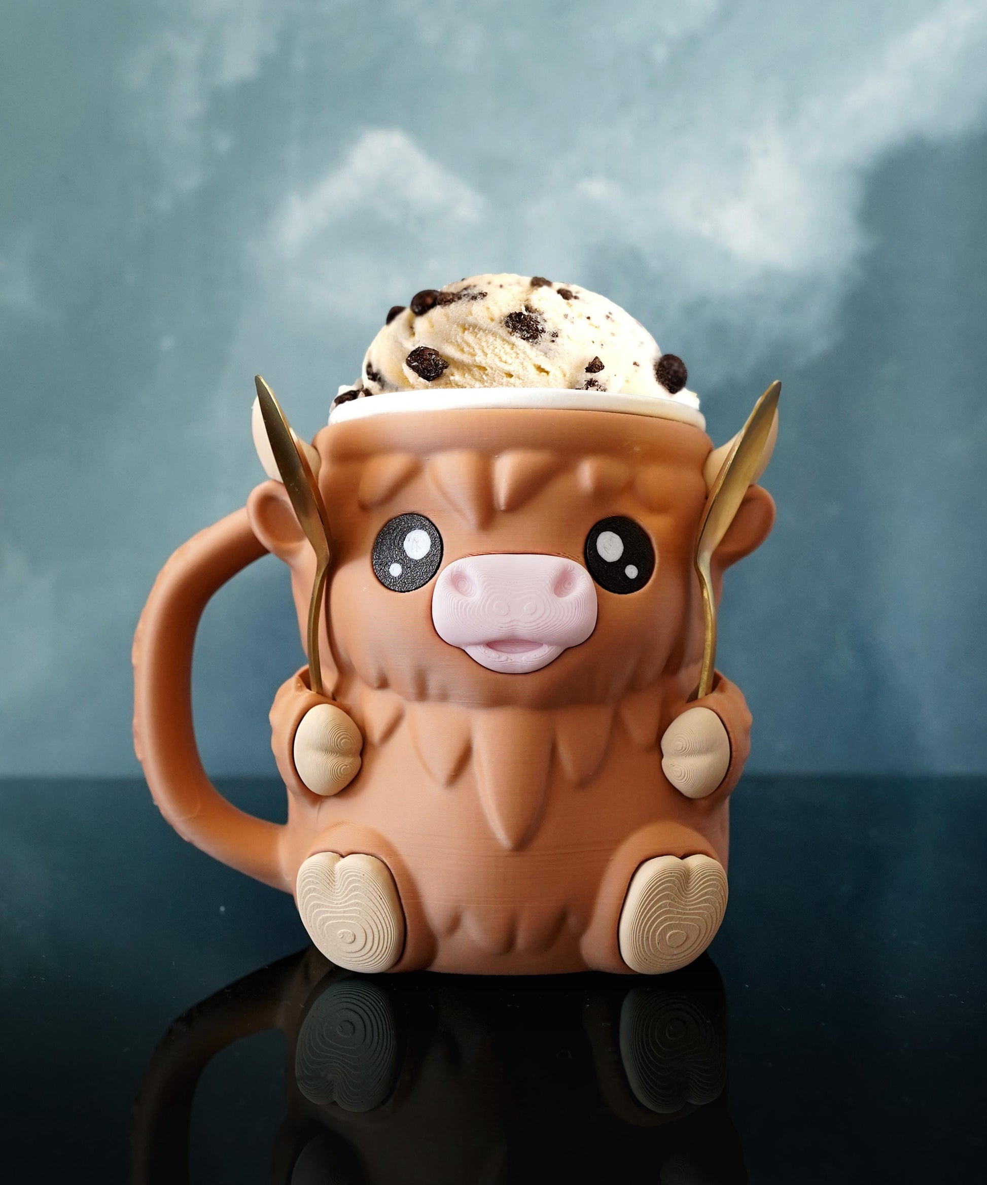 Ferdinand, the Highland Cow Ice Cream Pint Holder | Eco Friendly 3D Printed Pint Cozy Cute Gift for Ice Cream Lovers Pick your color combo