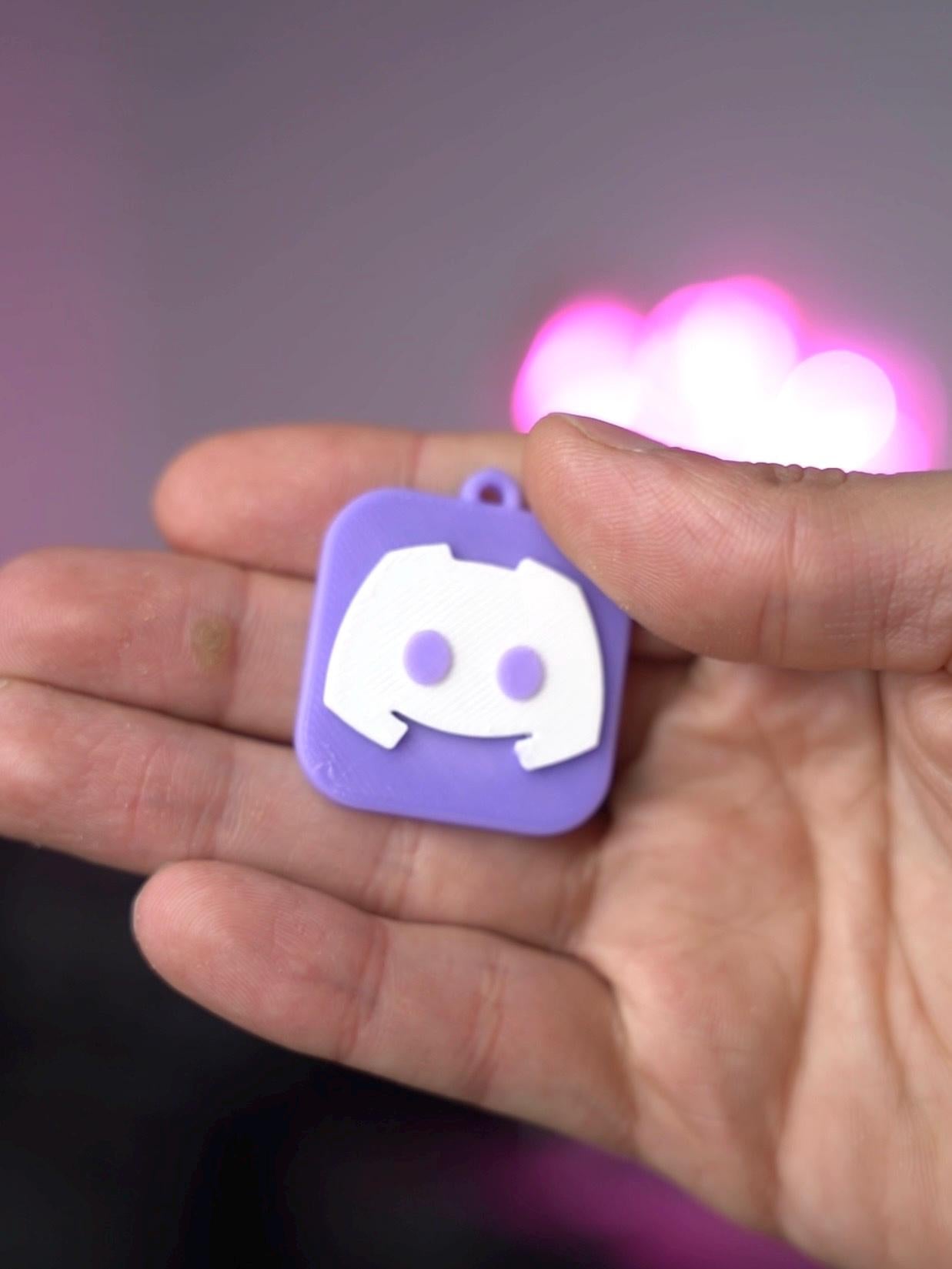 Personalised NFC Keychain | Custom NFC Tag with Icon | Social Media, Crypto & Contact Sharing | Gift Idea