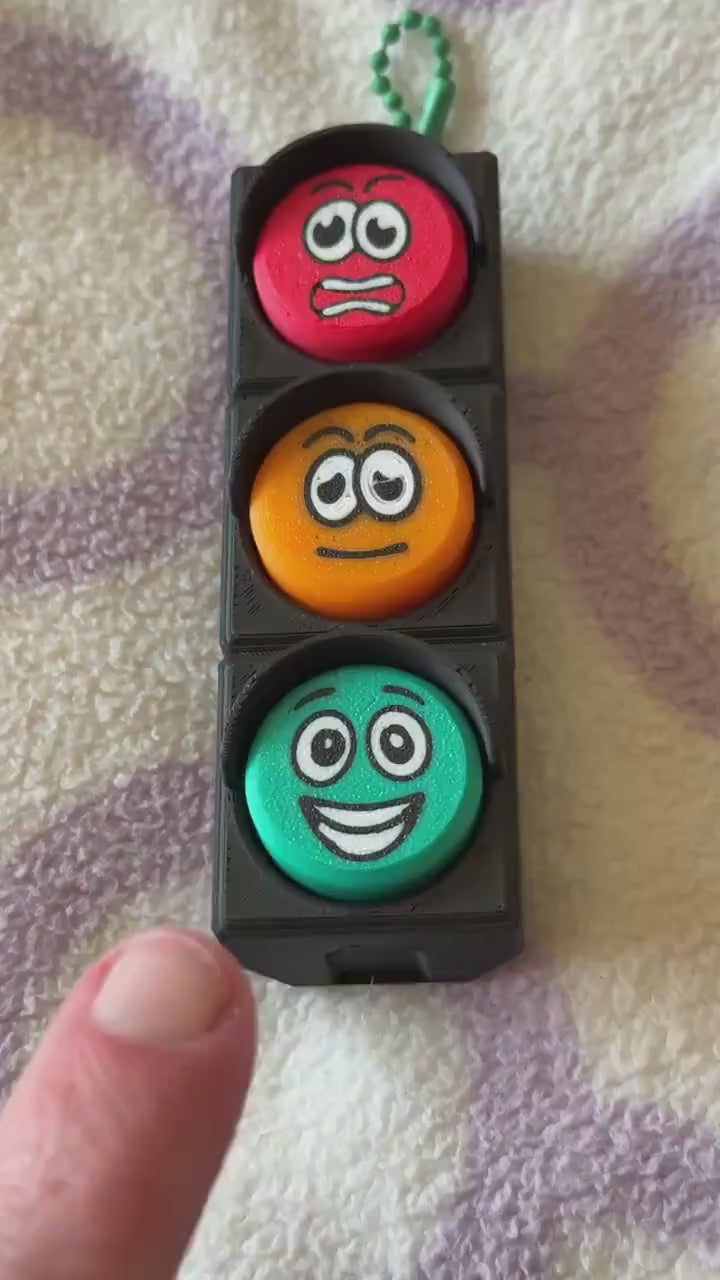 3D Printed Traffic Light Clicker – Funny Face Fidget Toy | ADHD Stress Relief | Red, Orange & Green | Handmade Clicky Fun!