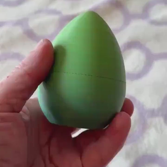 Adorable 3D Printed Crackable easter egg with dragon inside  - Perfect Handheld Size! Adhd
