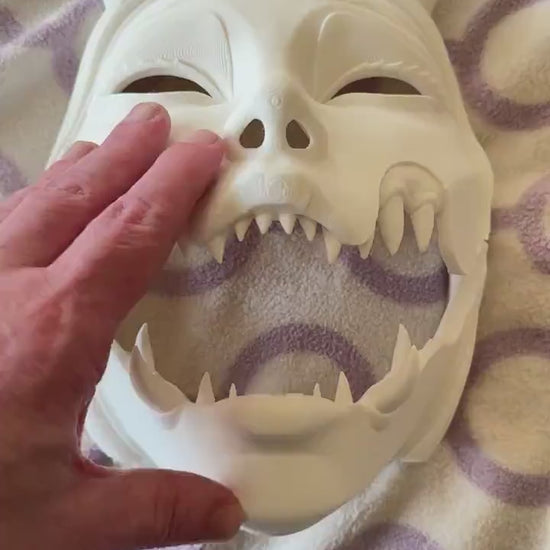 KUCHISAKE MASK,  with Sharp Teeth - Unique Japanese Art, japanese mask